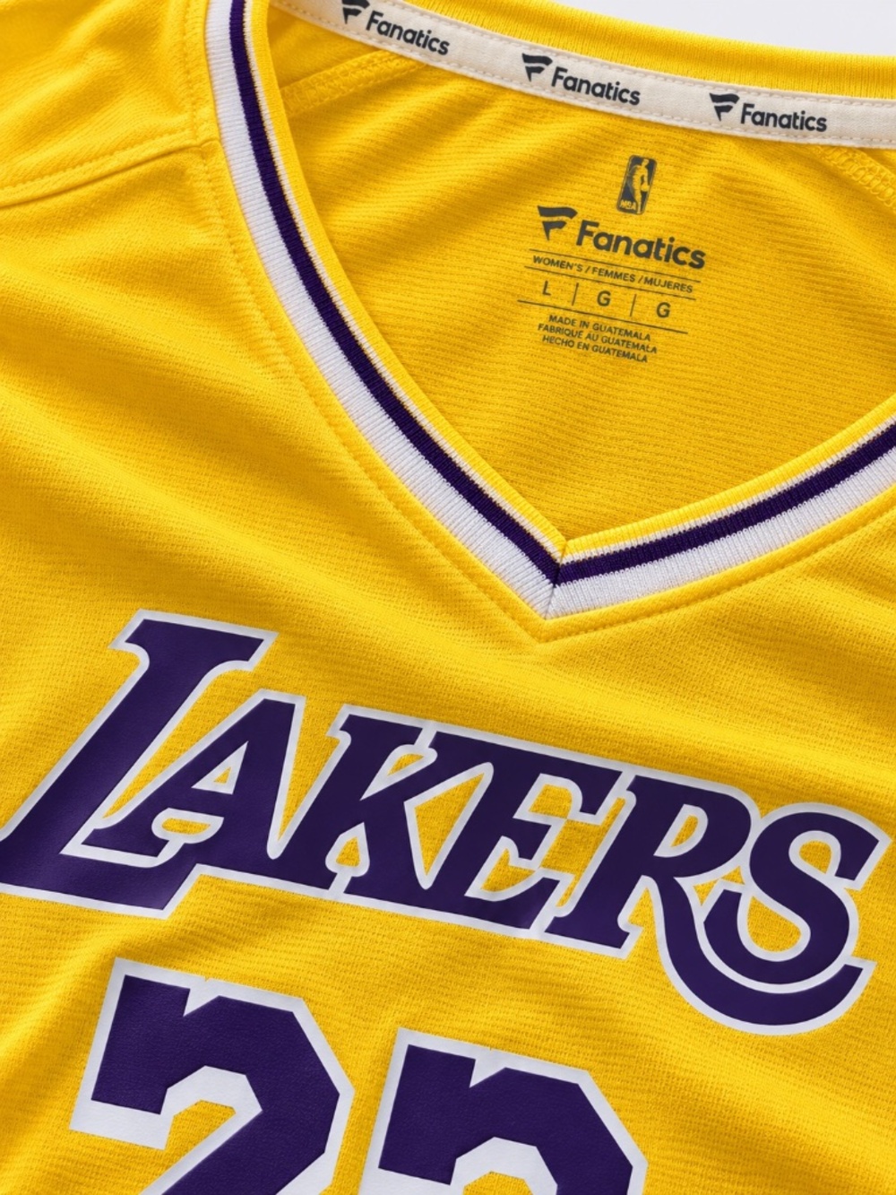 Lakers LeBron James #23 Fanatics Women's Gold V-Neck Tee Large - Picture 5 of 11